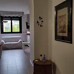 Urban Nest Modern With Parking Apartment *